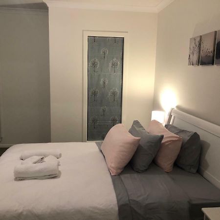 Apple House Tarneit North Appartement Buitenkant foto