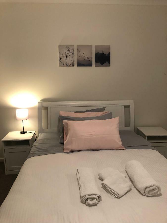 Apple House Tarneit North Appartement Buitenkant foto