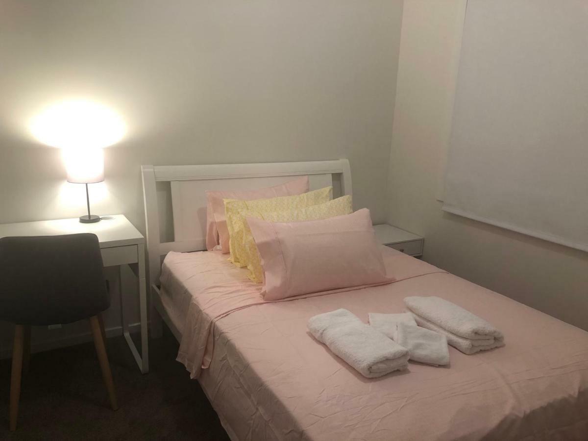 Apple House Tarneit North Appartement Buitenkant foto