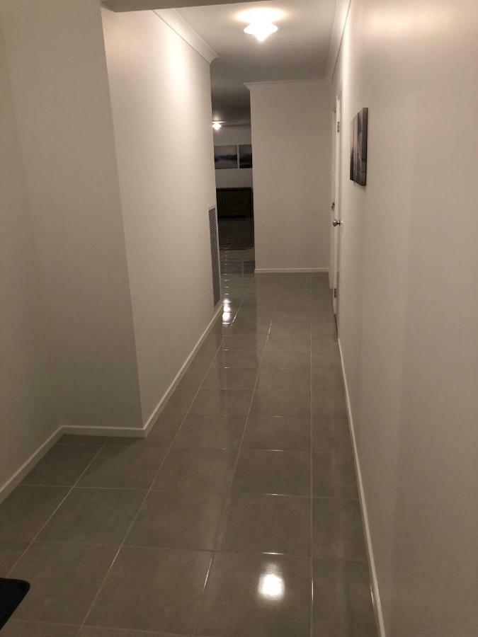 Apple House Tarneit North Appartement Buitenkant foto