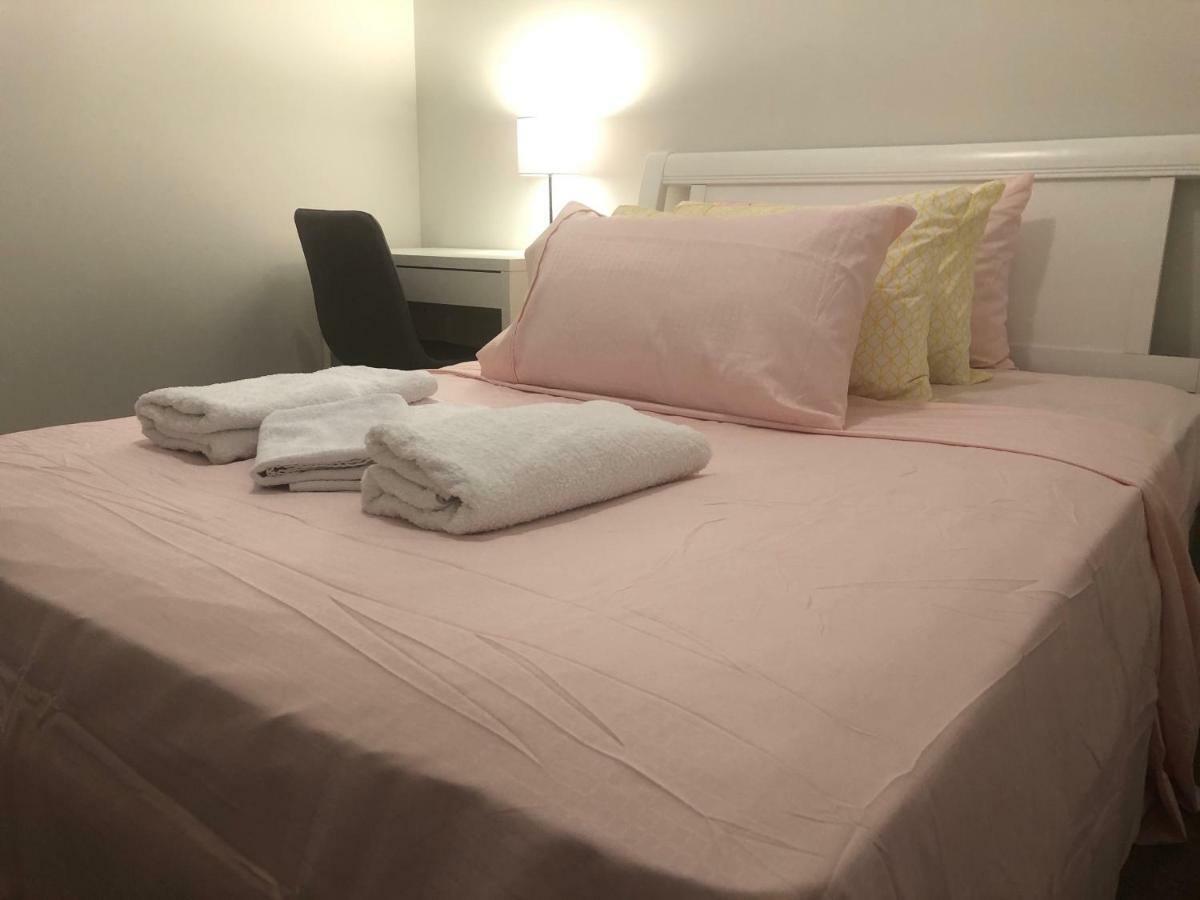 Apple House Tarneit North Appartement Buitenkant foto